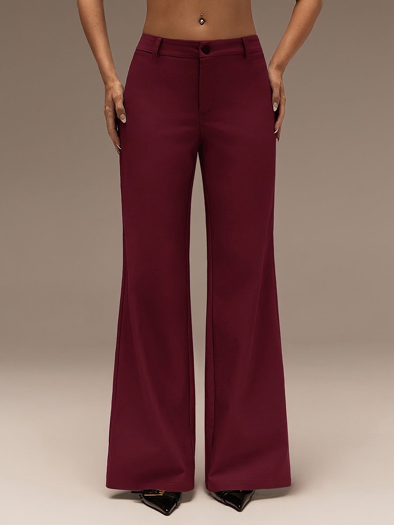 Chic Women's 2-Piece Set: Long Pants and Simple Top for Spring