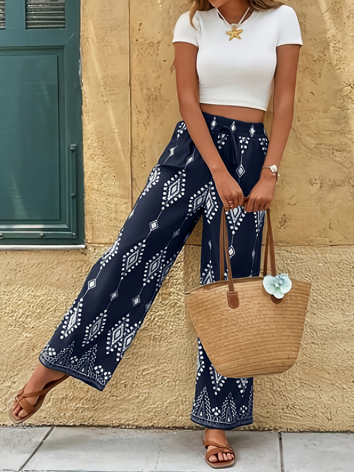 Women's Elegant Wide-Leg Trousers with Geometric Print