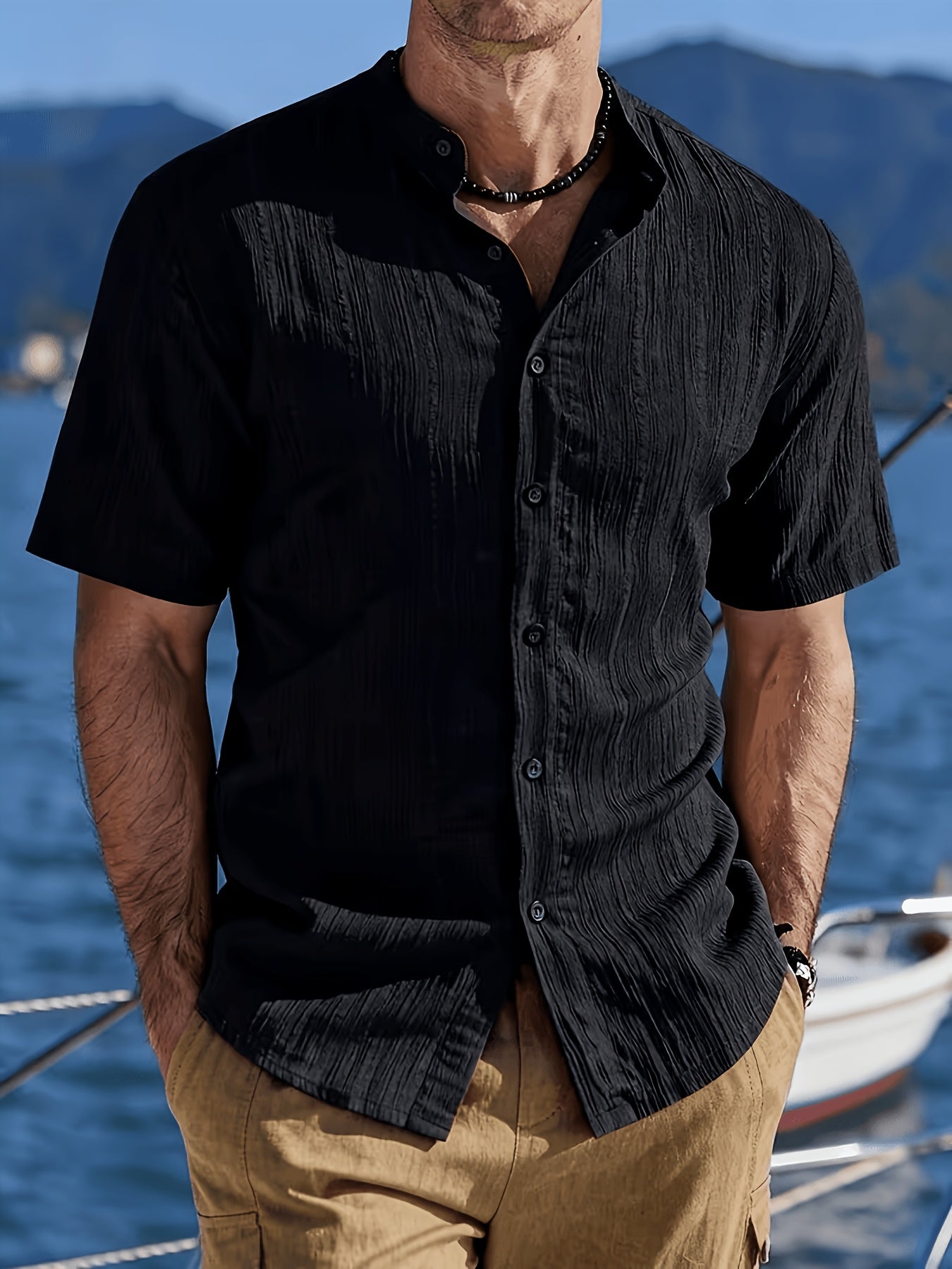 Men's Black Textured Stand Collar Short Sleeve Shirt