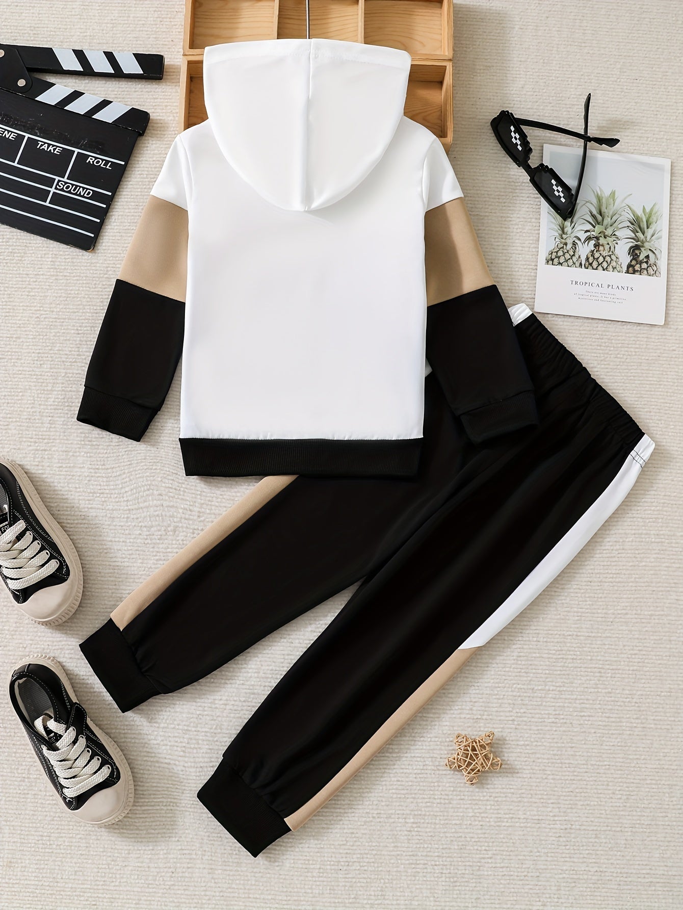 2 հատ տղայի «Թագավորական» նախշերով գլխարկով հանդերձանք, ոճային գունային բլոկներով կարված գլխարկի և տաբատի հավաքածու, մանկական հագուստ աշուն/ձմեռ բացօթյա հագուստի համար, որպես նվեր