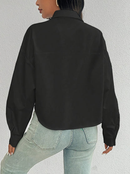 Elegant Women'S Solid Color Short Blouse with Front Pocket, 100% Polyester Woven Shirt, Versatile All-Season Top with Collared Neckline and Button-Up Closure