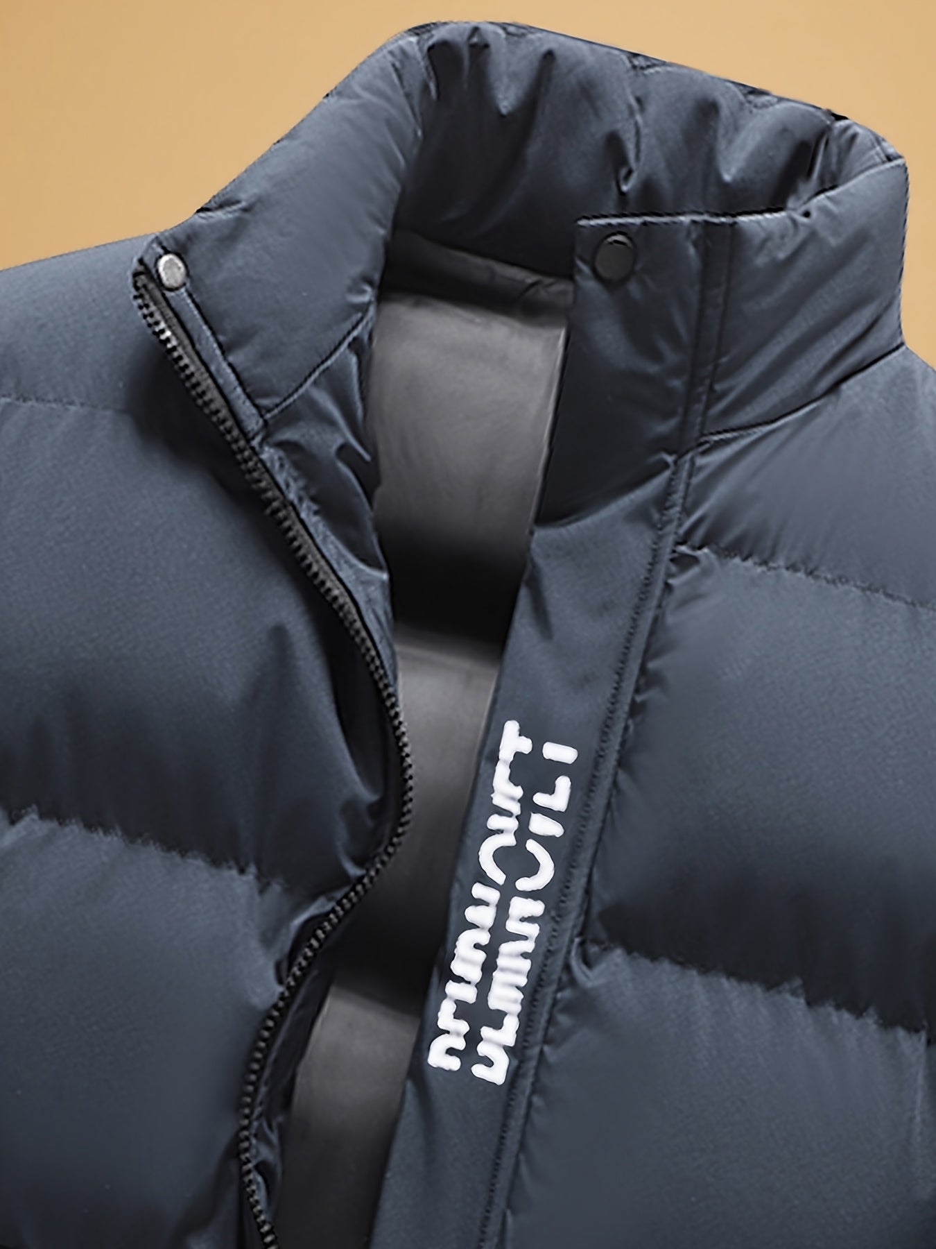 Տղամարդու ամուր ջերմային բաճկոն - Ձմեռային վերնազգեստ՝ կանգնած օձիքով և կայծակաճարմանդով, սև/սպիտակ վերարկու՝ գրվածքով - լվացքի մեքենայով լվացվող սառը եղանակի բաճկոն տղամարդկանց համար (առօրյա և պաշտոնական) - իդեալական է դահուկավազքի, սնոուբորդի համար