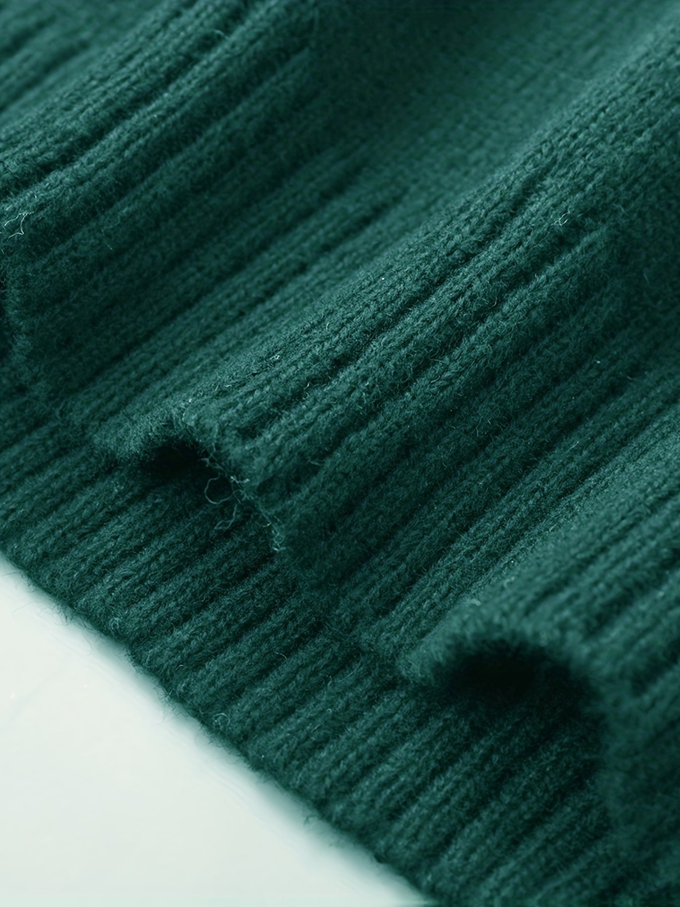 Men's Brown & Striped Sweater - Soft Round Neck Cable-Knit Winter Sweater with White Piping, Machine Washable Casual Pullover for Fall & Winter, Brown/Beige Horizontal Stripes, Ribbed Cuffs & Hem, Stylish Men's Sweater for Ev