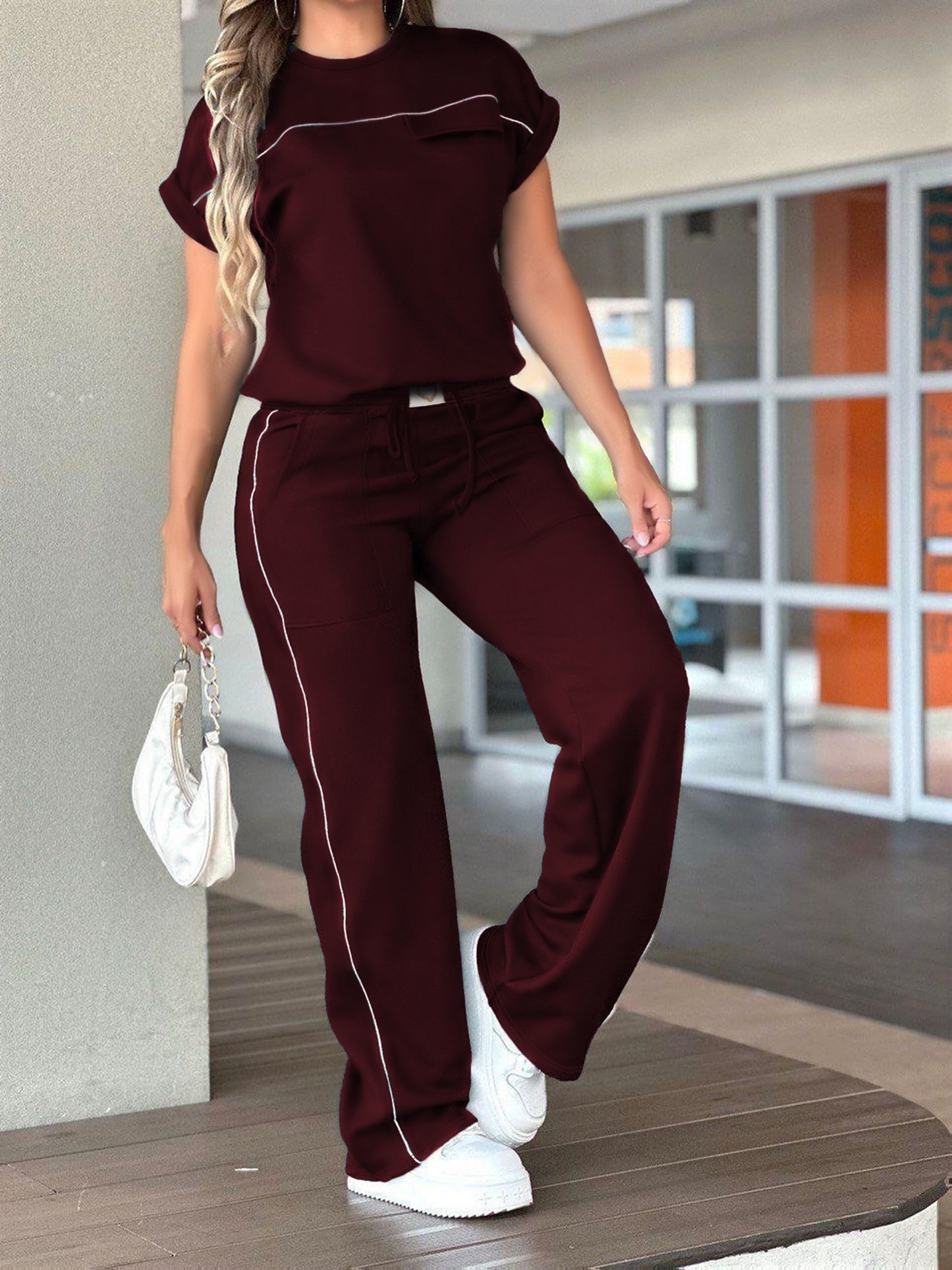 New Women'S Spring And Autumn Collection Featuring a Solid Color, Soft And Comfortable Round-Neck T-Shirt Paired with High-Waisted, Casual Straight-Leg Pants in a Two-Piece Set