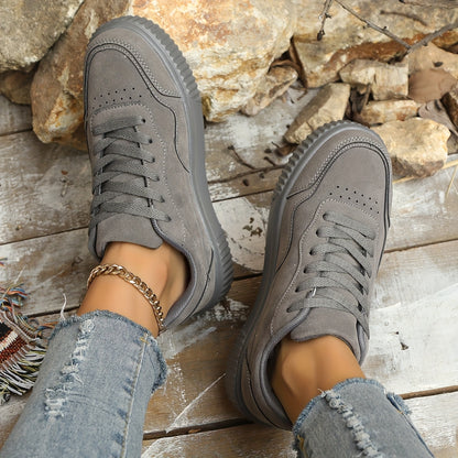 2024 New Model Lace-Up Thick-Soled, Lightweight Versatile Casual Fashion Sports Shoes