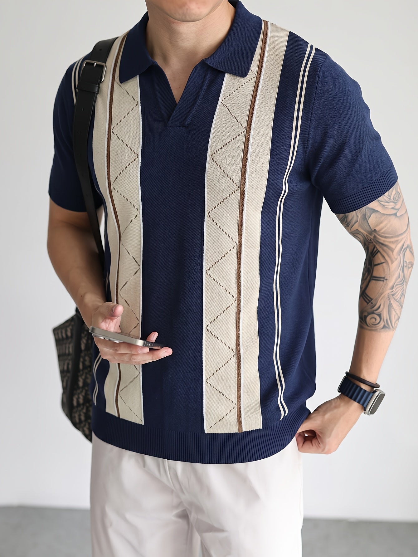 Men's Breathable Knit Short Sleeve Shirt with Stripe Color Block