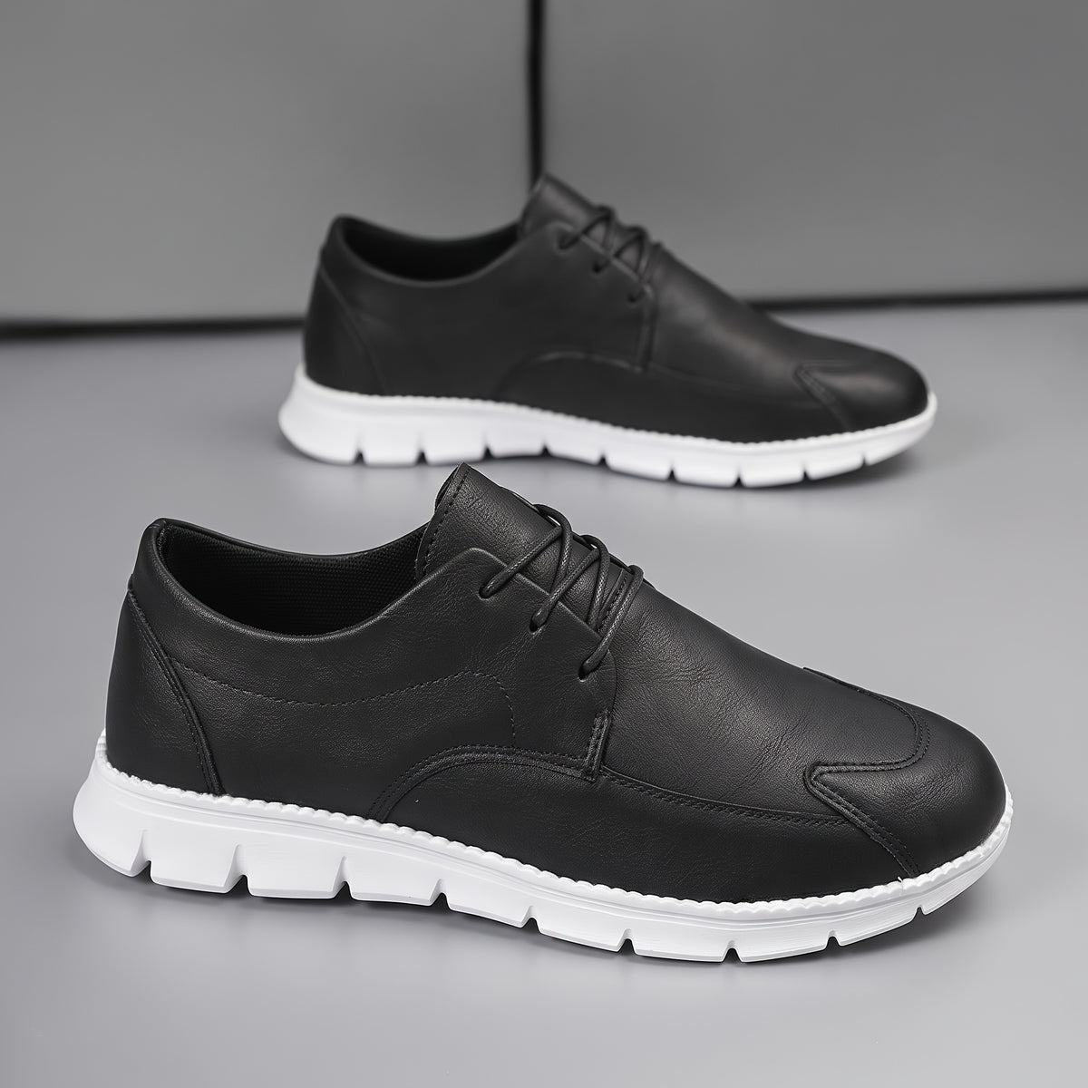 Men's Casual Loafers Flat Lace-Up Shoes for All Seasons