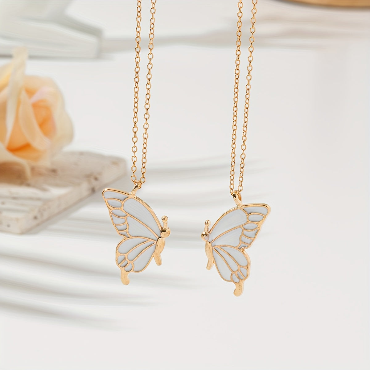 2pc Pink Color Butterfly Pendant Necklace Adjustable Zinc Alloy Neck Chain Jewelry For Couples