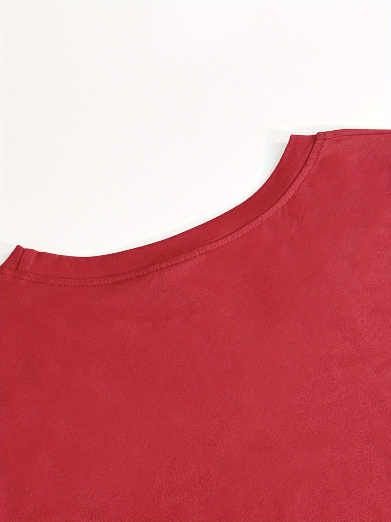 Women'S Christmas Long Sleeve T-Shirt - Santa Claus & Holiday Graphic Tee, Machine Washable Everyday & Party Outfit for Christmas, New Year'S Eve - Non-See-Through Casual Top, Christmas Shirts, Festive Attire, Round Neckline