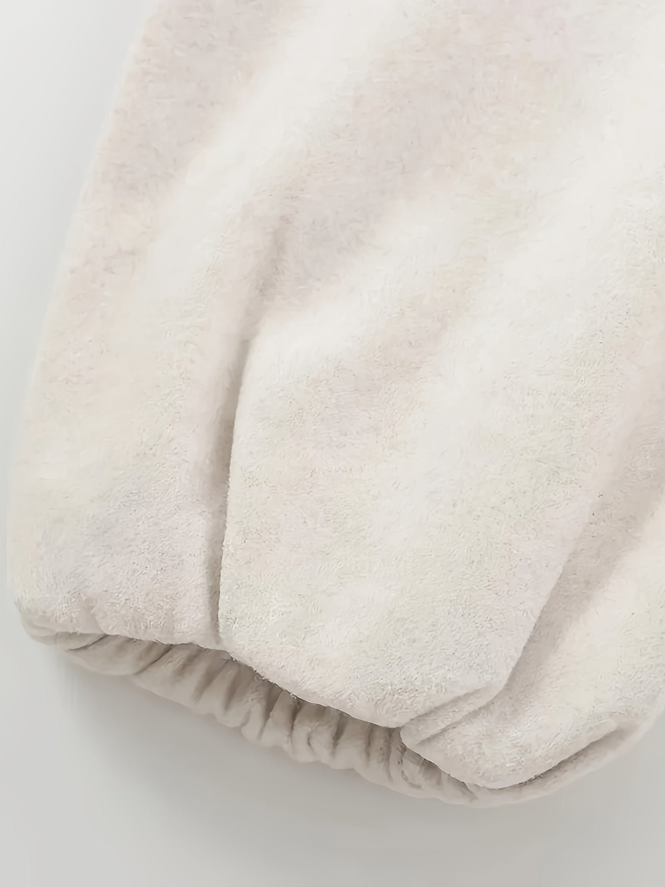 Women'S Elegant Pilot Jacket - Beige Bomber Style Short Coat with Pockets, Zip-Up, Long Sleeves, Loose Fit for Casual & Weekend Wear, Casual Wear Jacket | Bomber Jacket | Polyester Fabric