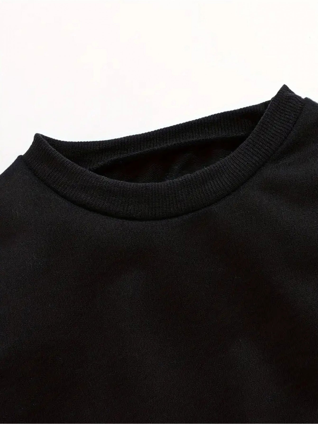 Տղաների նորաձև երկարաթև, կլոր վզնոցով սվիտեր՝ Սուրբ Ծննդյան նախշերով և տառերի տպագրությամբ, գարնանային, աշնանային, ձմեռային առօրյա փողոցային ոճով, պոլիեսթերից