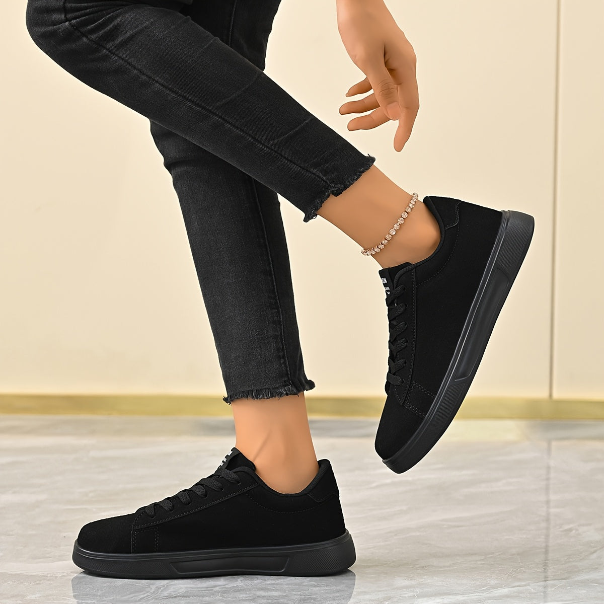 Women'S Simple Solid Black Lace-Up Flats, Comfortable Skate Shoes, Casual Versatile, for Couples, with Stability Support, Lightweight EVA Sole, for All-Season Road Running, Daily Wear, Outdoor Hiking, Sports