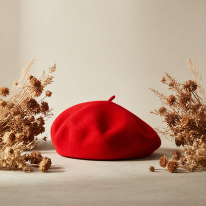 Elegant Women’s Beret Painter Hat in 16 Colors for All Seasons