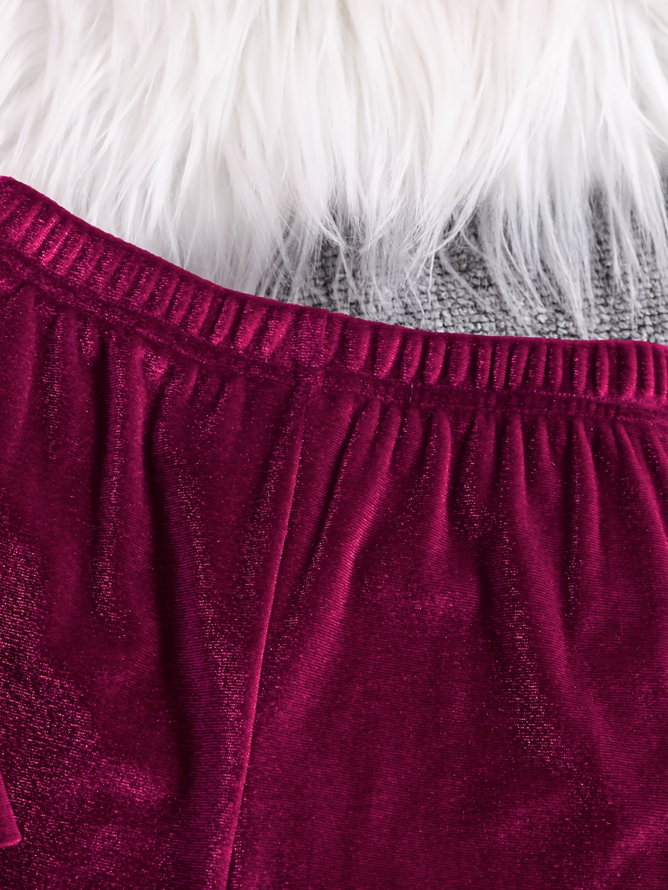 Girls' Long Pants Set, Burgundy Hooded Sweatshirt & Sweatpants, New Autumn Winter Warm Pullover Top, Fabric Two-Piece Set, Princess English Letter Embroidery with Pockets, Festive Holiday Outfit for Baby Girls, Perfect for Ou