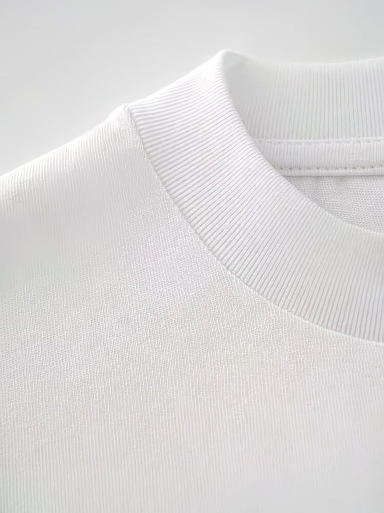 Women's Cotton Crew Neck T-Shirt with Geometric Print