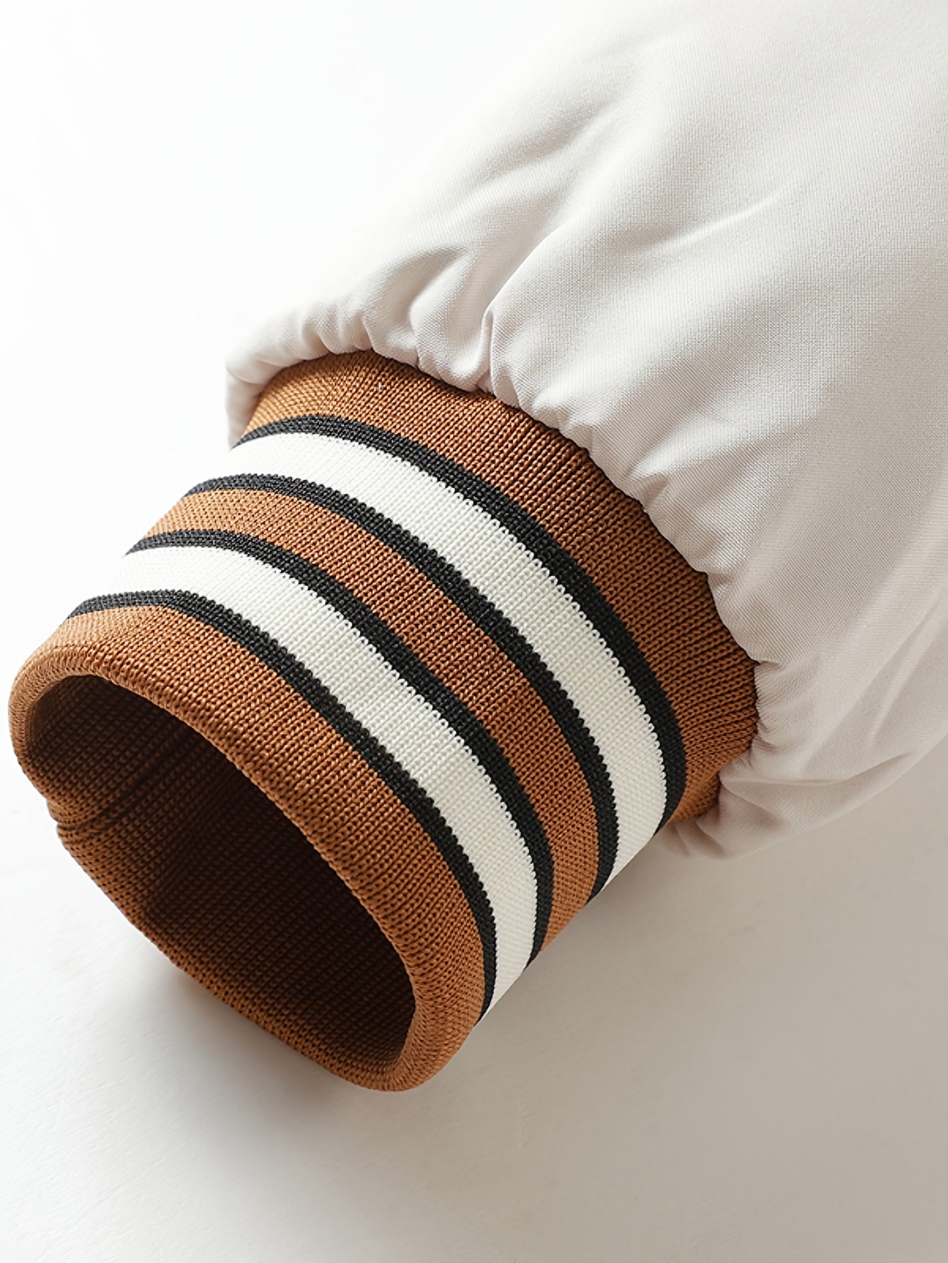 Men's Thermal Insulated Full-Zip Baseball Jacket with Full-Zip Closure - Heavyweight Winter Coat, Brown/White colorblock, Lining - Streetwear Outerwear for Casual & Formal Events - Compatible with Hoodies & Jackets (Men's Fas