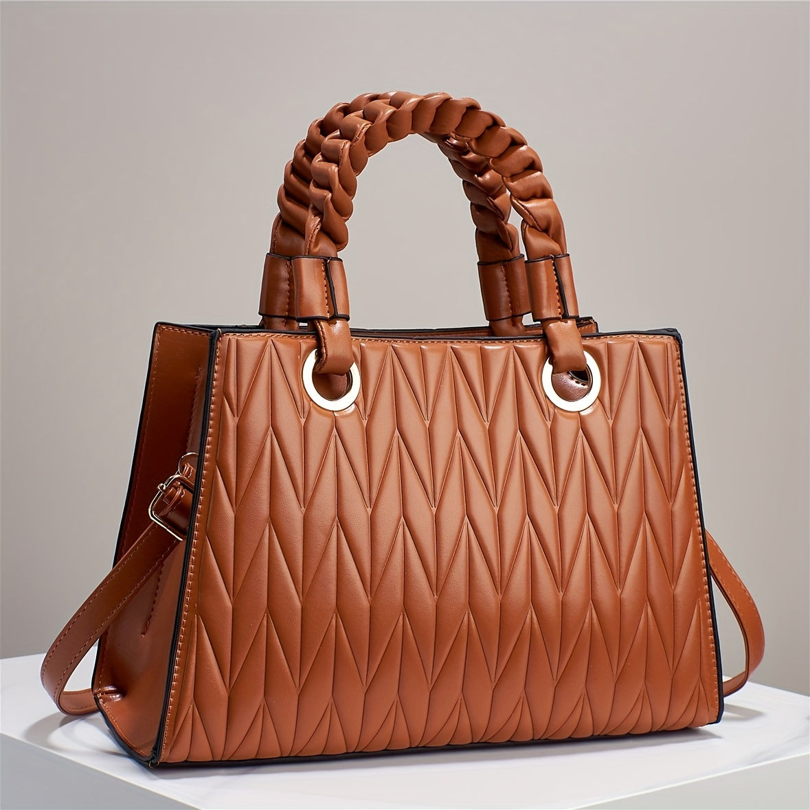 Նոր ոճային ձեռքի պայուսակը ընդարձակ մայրիկի համար նախատեսված պայուսակ է, կատարյալ է ուսը կամ խաչաձև վերնաշապիկը կրելու համար, նորաձև է 2025 թվականի համար և ճառագում է բարձր նորաձևության զգացողություն։