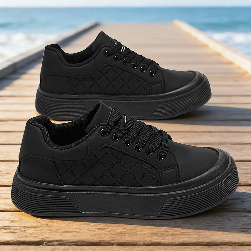 2026 Spring New Men's Flat Trail Running Shoes, Plaid Pattern Solid Color Thick-Sole Casual Sneakers for Boys, College Style Trendy Fashion Street Skate Shoes - ayq