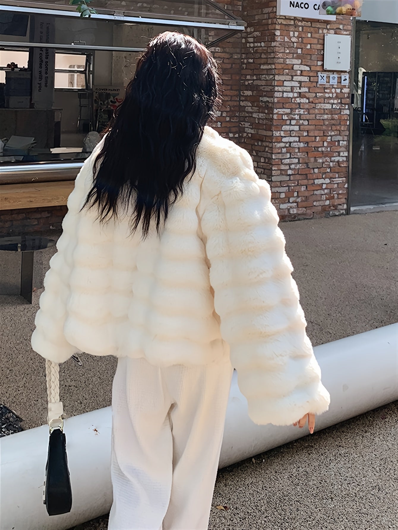 Women'S Elegant Faux Fur Jacket - Long Sleeve, Solid Color, Zip-Up with Pockets, Perfect for Fall/Winter, Cozy & Stylish Outerwear, Cozy Fall Jacket | Zipup Jacket | Structured Design