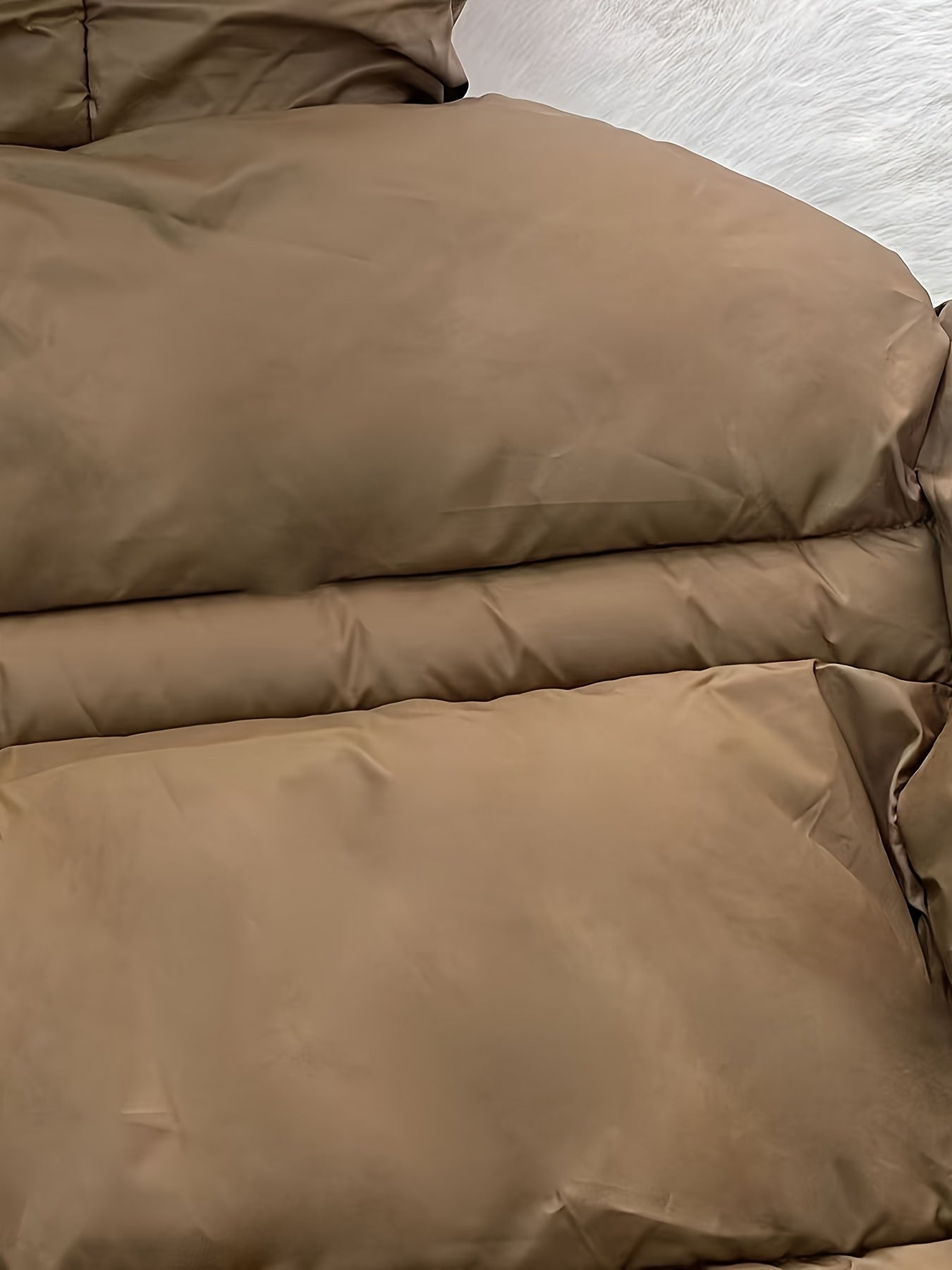 Կանացի նորաձև ձմեռային կայծակաճարմանդով և գլխարկով բաճկոն - ամենօրյա, հաստ վերնազգեստ գրպաններով, երկար թևքերով, չձգվող գործվածք, միագույն, 100գ/մ², իդեալական է ցուրտ եղանակի համար, ձմեռային հագուստ