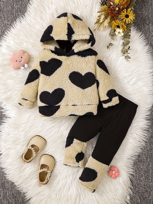 1- Աղջիկների նորաձև, առօրյա, սրտիկ նախշերով փափուկ վերնաշապիկի և պատչվորք տրիկոտաժե տաբատի հավաքածու, հարմար է աշնանային և ձմեռային, դպրոցական, հանգստի, բացօթյա սպորտաձևերի համար, կատարյալ է բացօթյա օգտագործման համար