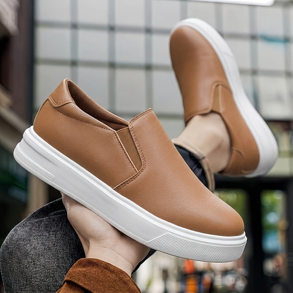 Plus Size Men's Athletic Shoes Thick Sole Mesh Upper Sneakers