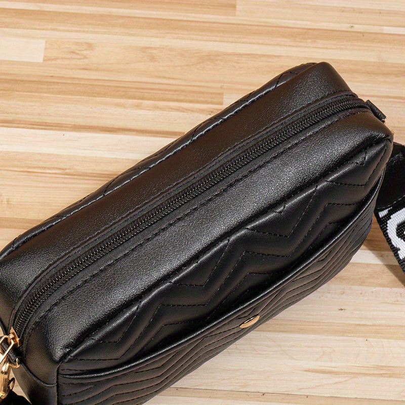 New Quilted Shoulder Bag, Casual Zipper Crossbody Bag, V-Pattern Two Piece Small Square Bag, Shoulder Bag with Zero Wallet, Letter Shoulder Strap, Coin Wallet, Card Bag, Phone Bag, Camera Bag, Lipstick Bag, Key Bag(8.66*5.12*