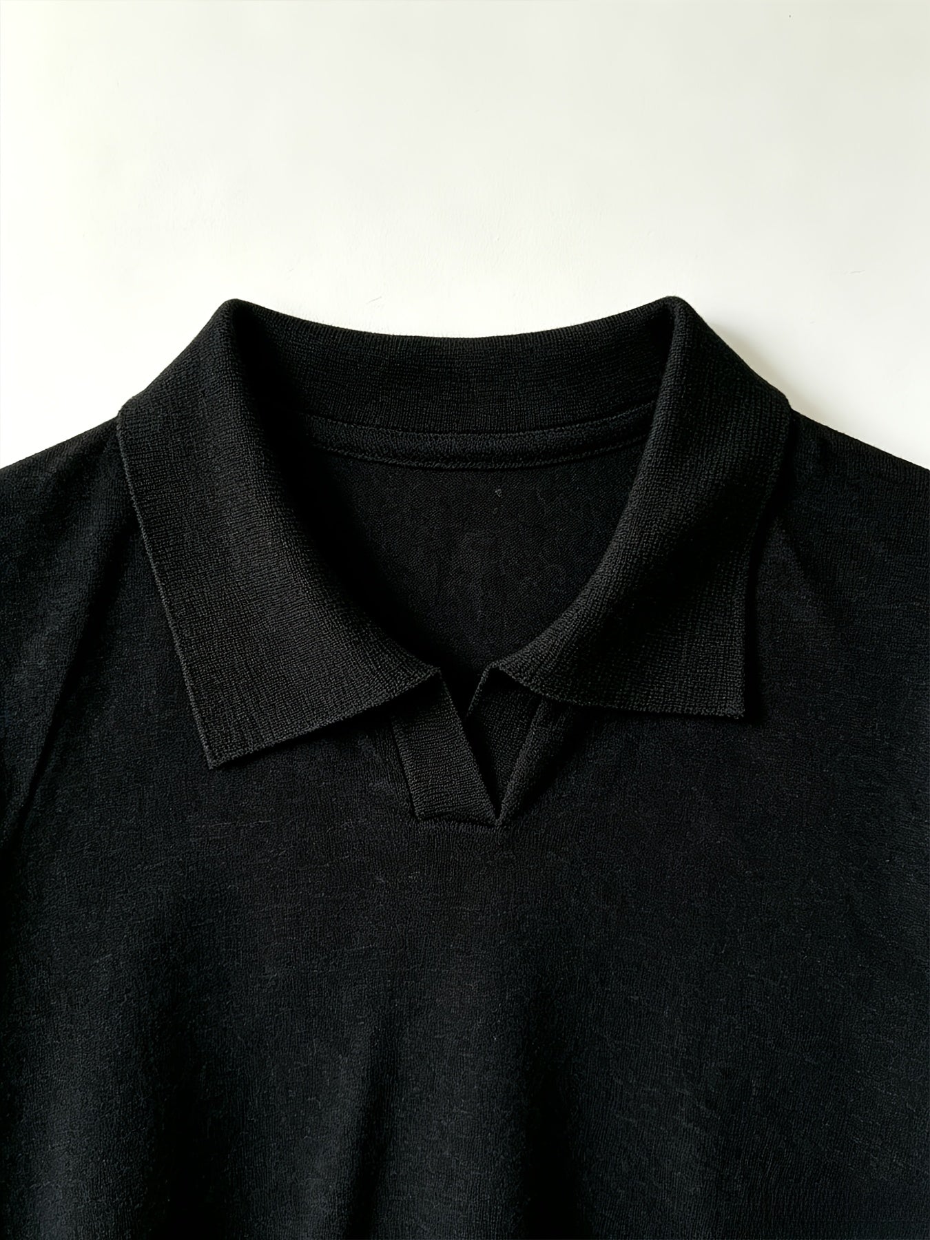 Men's Knit Polo Shirt with Geometric Pattern - Lightweight Summer Styl