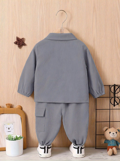 2pcs Boys' Casual Outfit Set - Light Gray Polyester Cargo Pants & Button-Up Shirt with Pockets, Machine Washable - Perfect for Fall/Winter, Autumn Toddler Outfit|Cargo Pants Outfit|Functional Pockets Design, Perfect for Outdo
