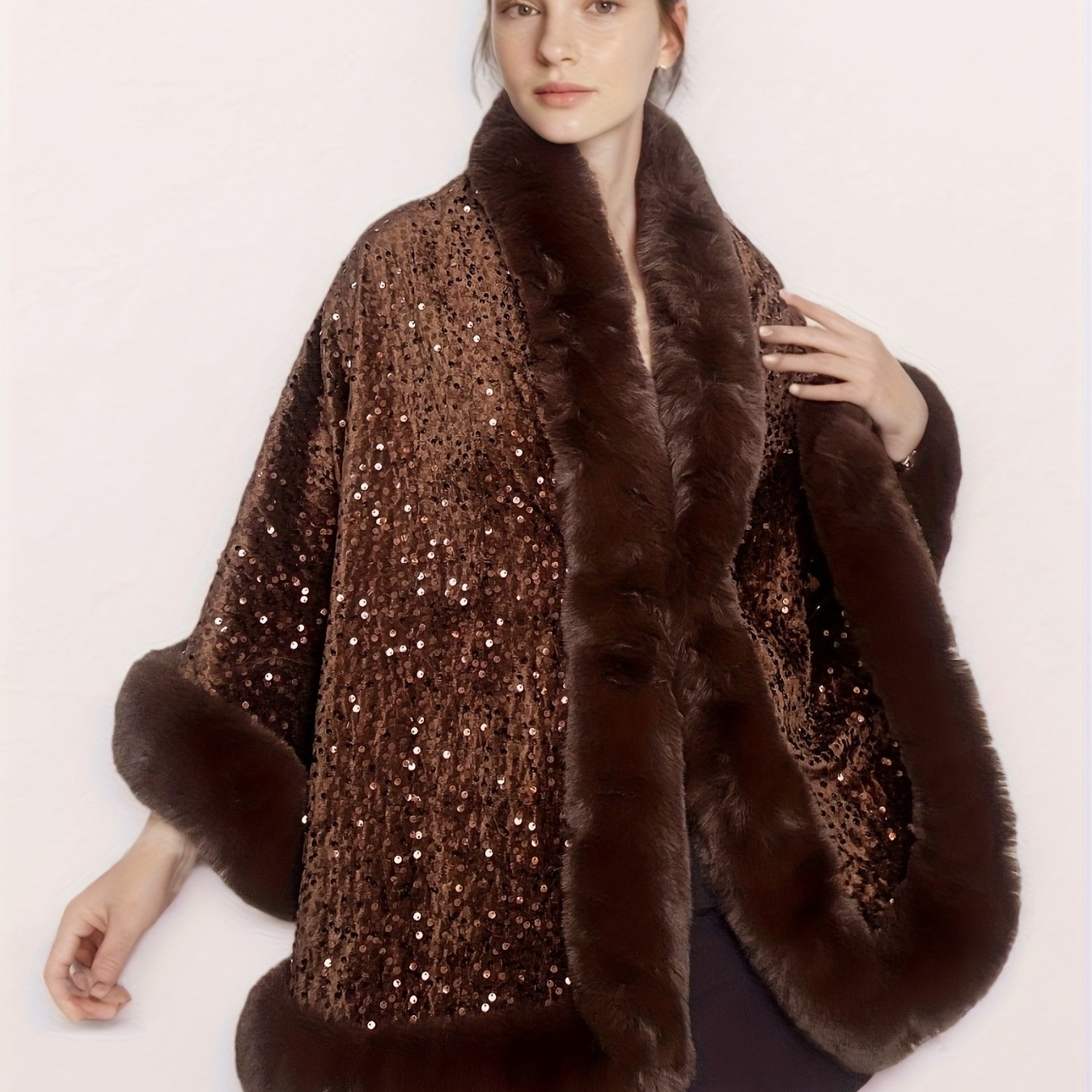 Մեծ չափսի կանացի էլեգանտ շալ-թիկնոց-պոնչո - շքեղ շագանակագույն թիկնոց՝ փայլուն հմայքով, խիտ ձմեռային վերարկու երեկույթների, պաշտոնական միջոցառումների համար՝ չձգվող գործվածք, հեշտ խնամվող էլեգանտ փաթաթան ամենօրյա հատուկ առիթների համար, երեկույթի հագուստ, C