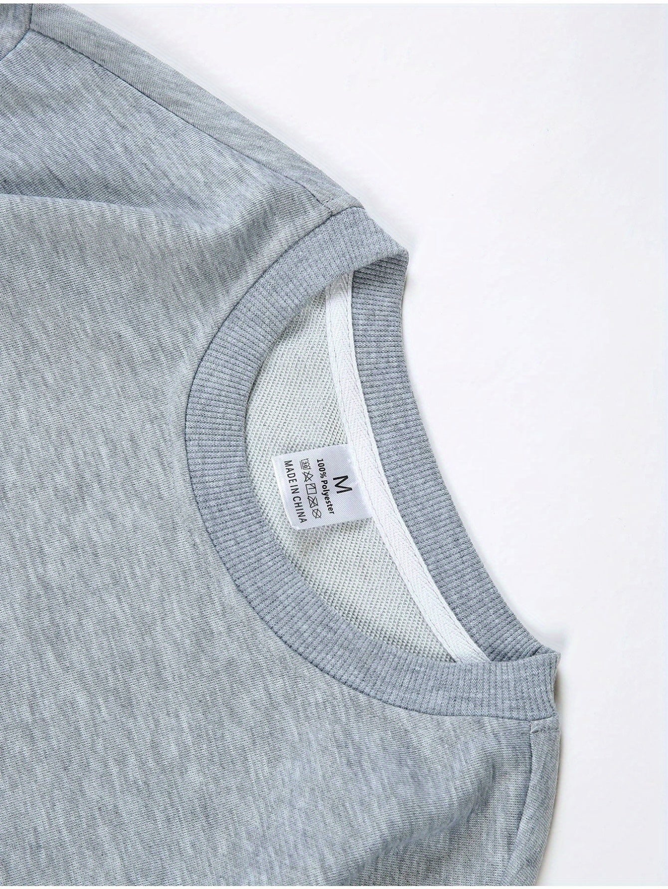 Men's Happy New Year 2026 Print Round Neck Sweater - Casual Long Sleeve Pullover with Chinese/English Lettering, Machine Washable Winter Sweaters for Parties, Daily Wear & New Year Gifts (Happy 2026 Design)