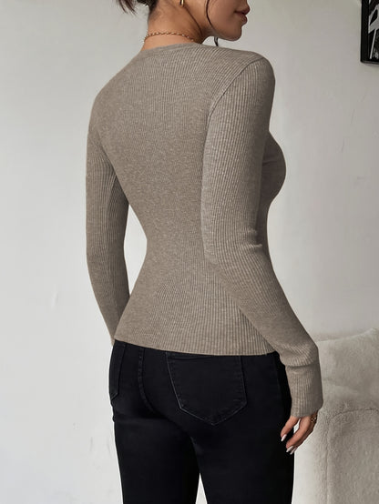 Over 500, 000 People Have Added This Stylish Long-Sleeve Top for Women to Their Carts. It Features a Cross And Hollow Design at The Neckline, Perfect for Dates And Parties, Showcasing a Fashionable And Sexy Look. Super Discou