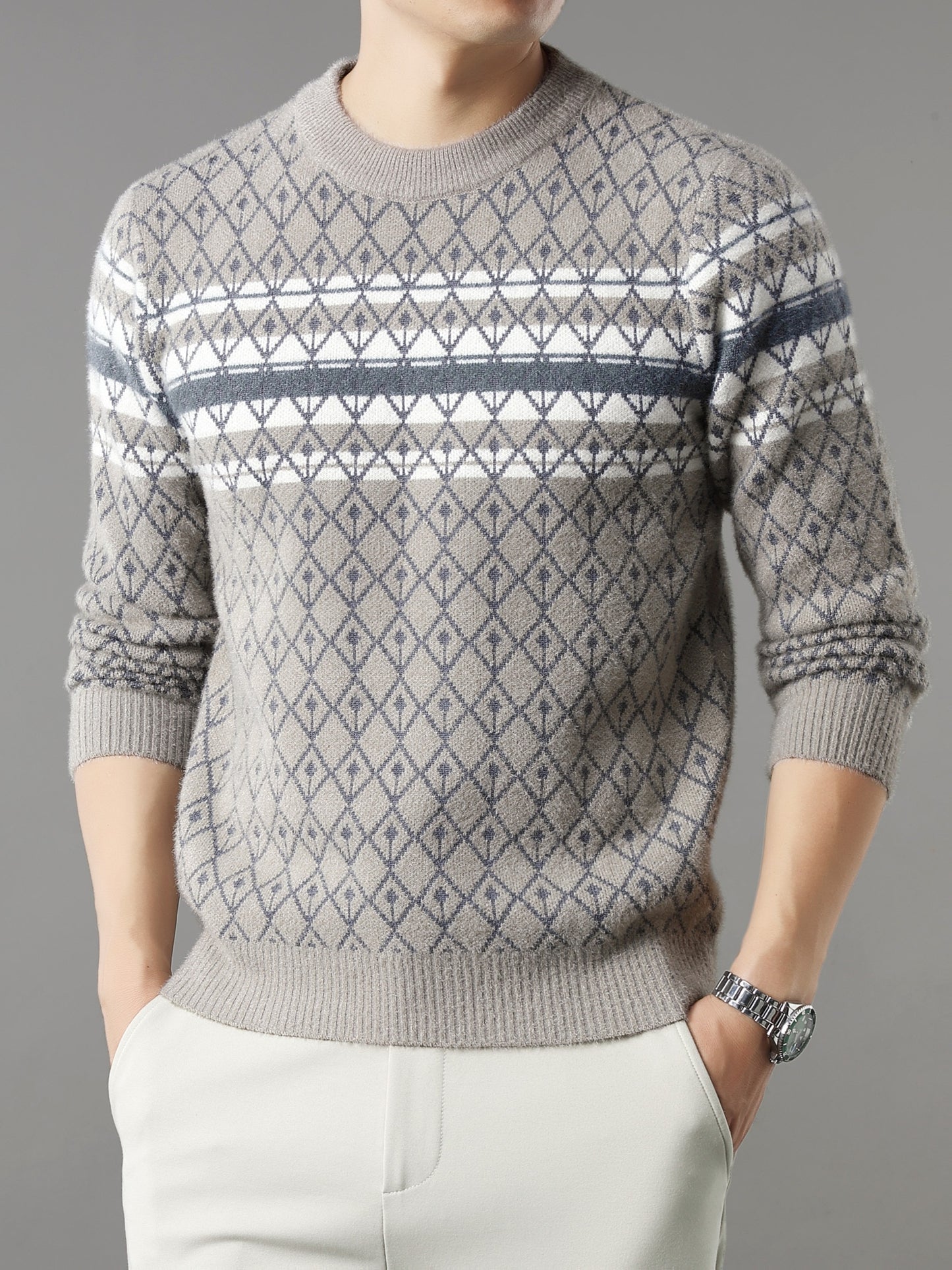 Նոր աշնանային և ձմեռային տղամարդկանց ոճային սվիտեր, բազմակողմանի վերնազգեստի կամ շերտավոր կրելու համար, պատրաստված բարձրորակ հաստ գործվածքից