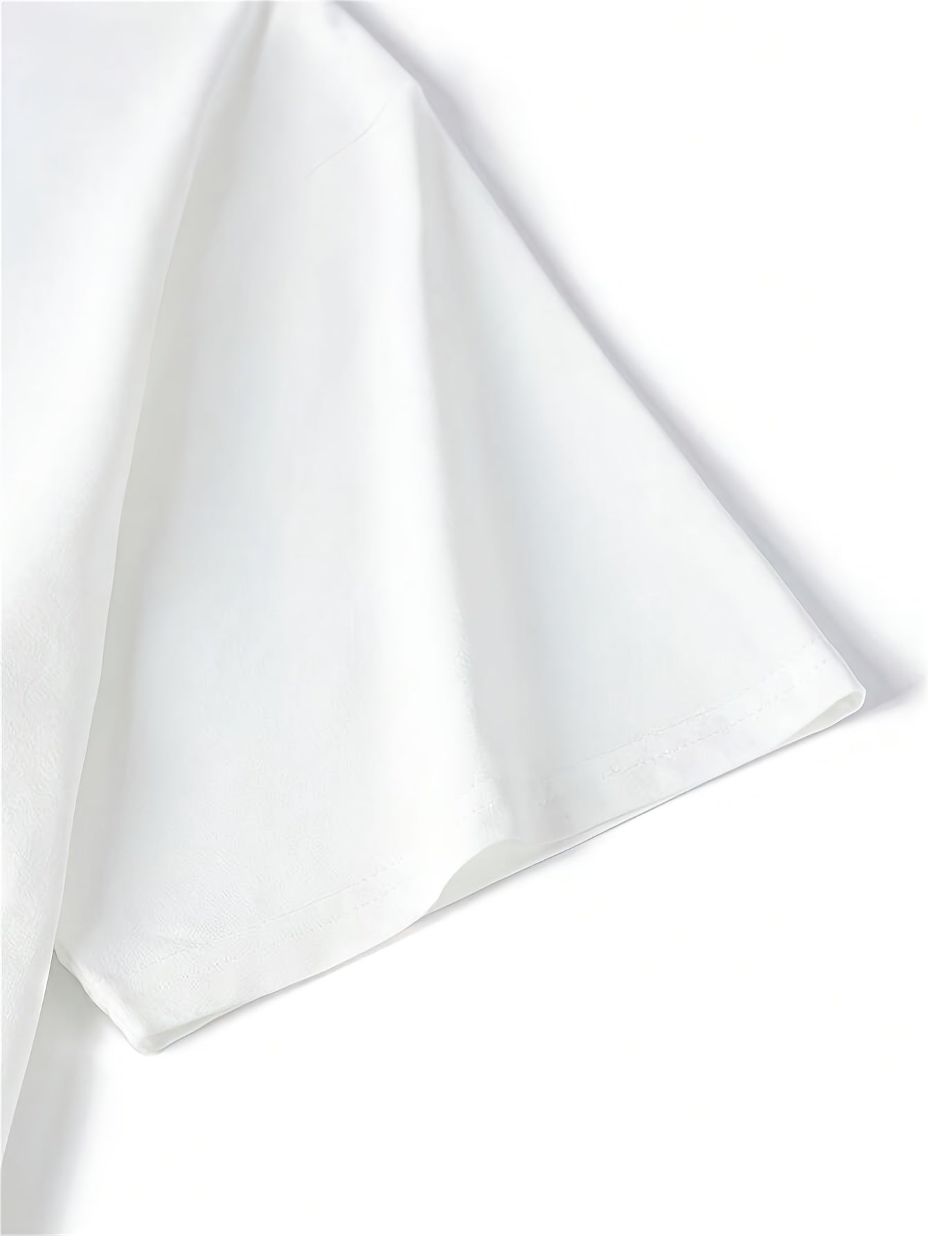 Men's Slim-Fit Zip Shirt with Short Sleeves, Featuring a Minimalist and Trendy Style. Designed with a Half-zip Collar, It Is Made of Soft, Skin-friendly Stretch Fabric That Is Breathable and Sweat-wicking. The Form-fitting De - ayq