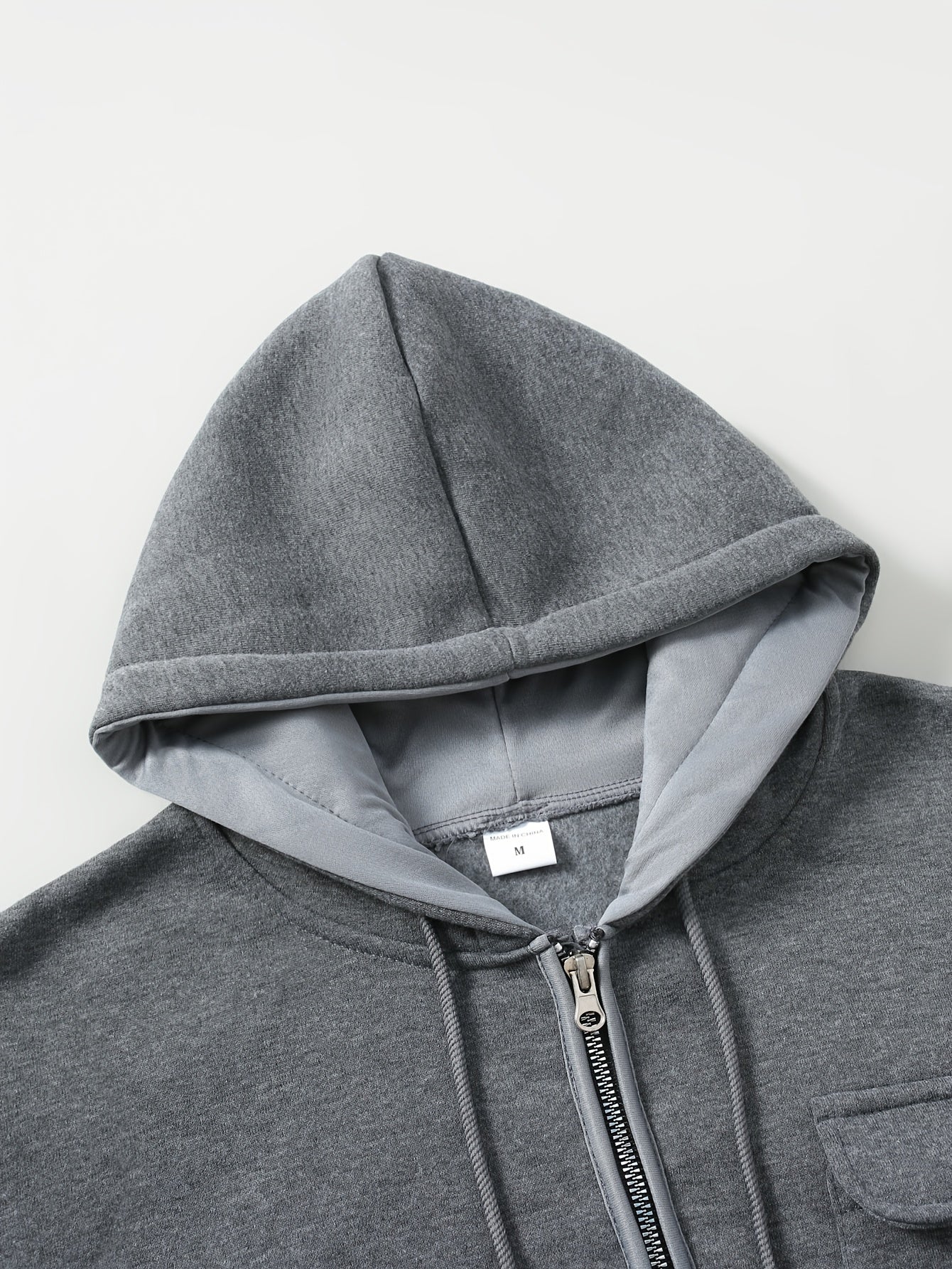 Men'S Minimalist Red & Christmas Tree Print Hooded Sweatshirt - Long Sleeve Casual Pullover with Piping, Regular Fit Winter Warmth for Holiday Parties, Outdoor Activities & Casual Attire, Christmas Sweatshirt, Seasonal Fashio