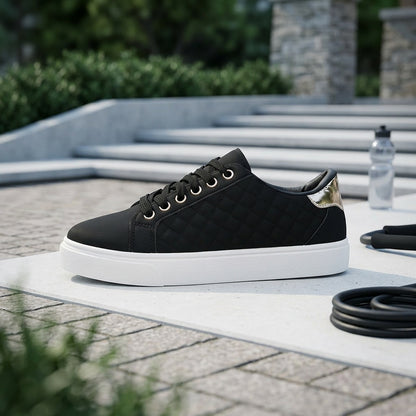 Women’s Low-Top Black Diamond Pattern Casual Sneakers
